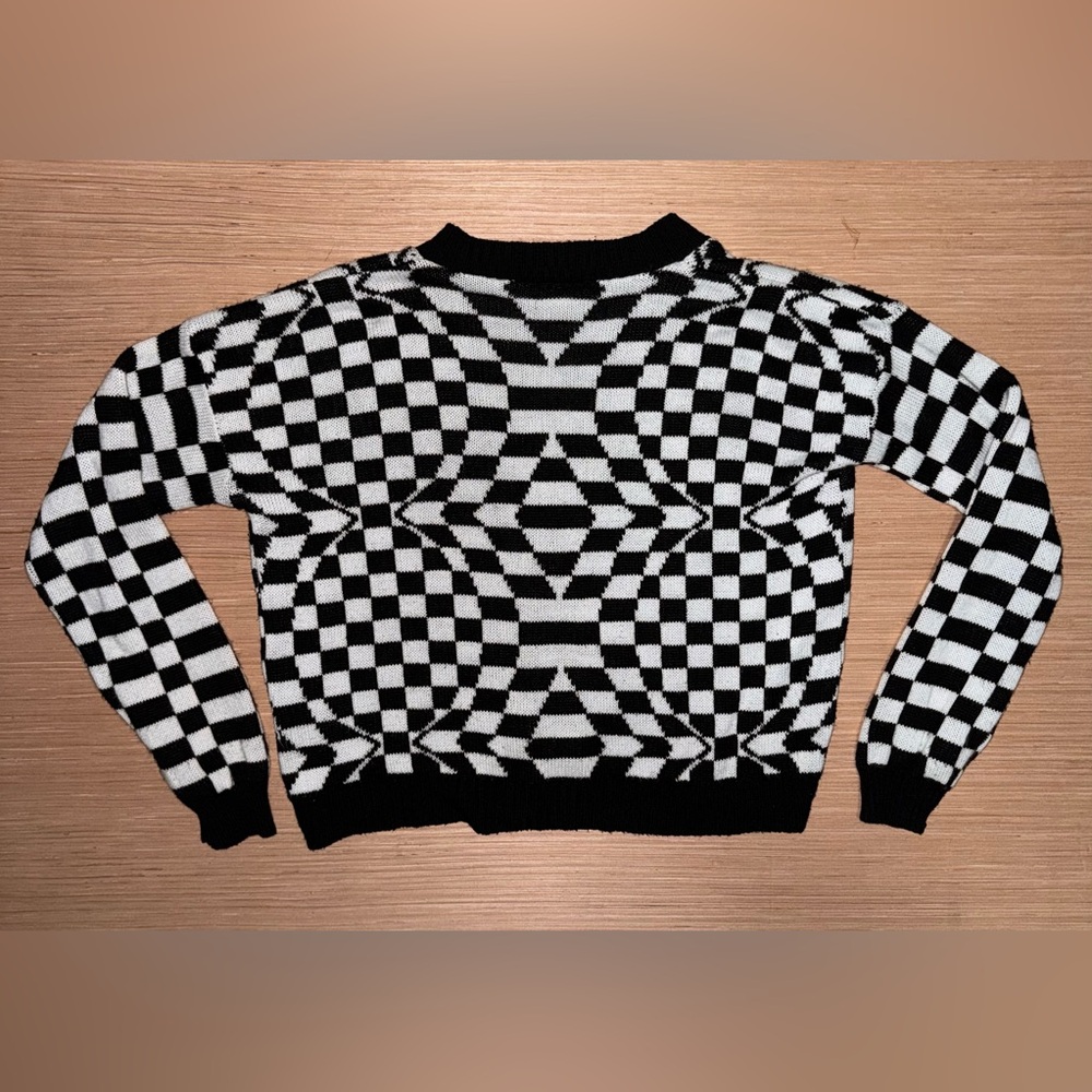 Boohoo Black and White Checkered Cardigan Sweater - Picture 2 of 4